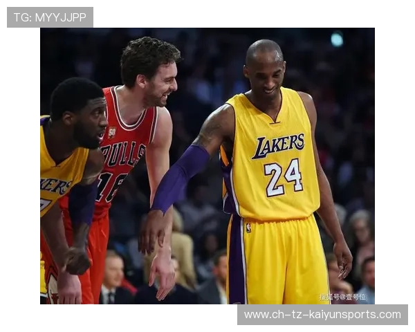 科比奥运会撞倒加索尔，背后有着怎样的故事？，科比奥运会拥抱加索尔